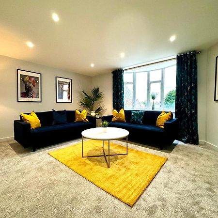 Amazing Large 3 Bedroom Apartment - Sleeps 8! Bournemouth Exteriér fotografie