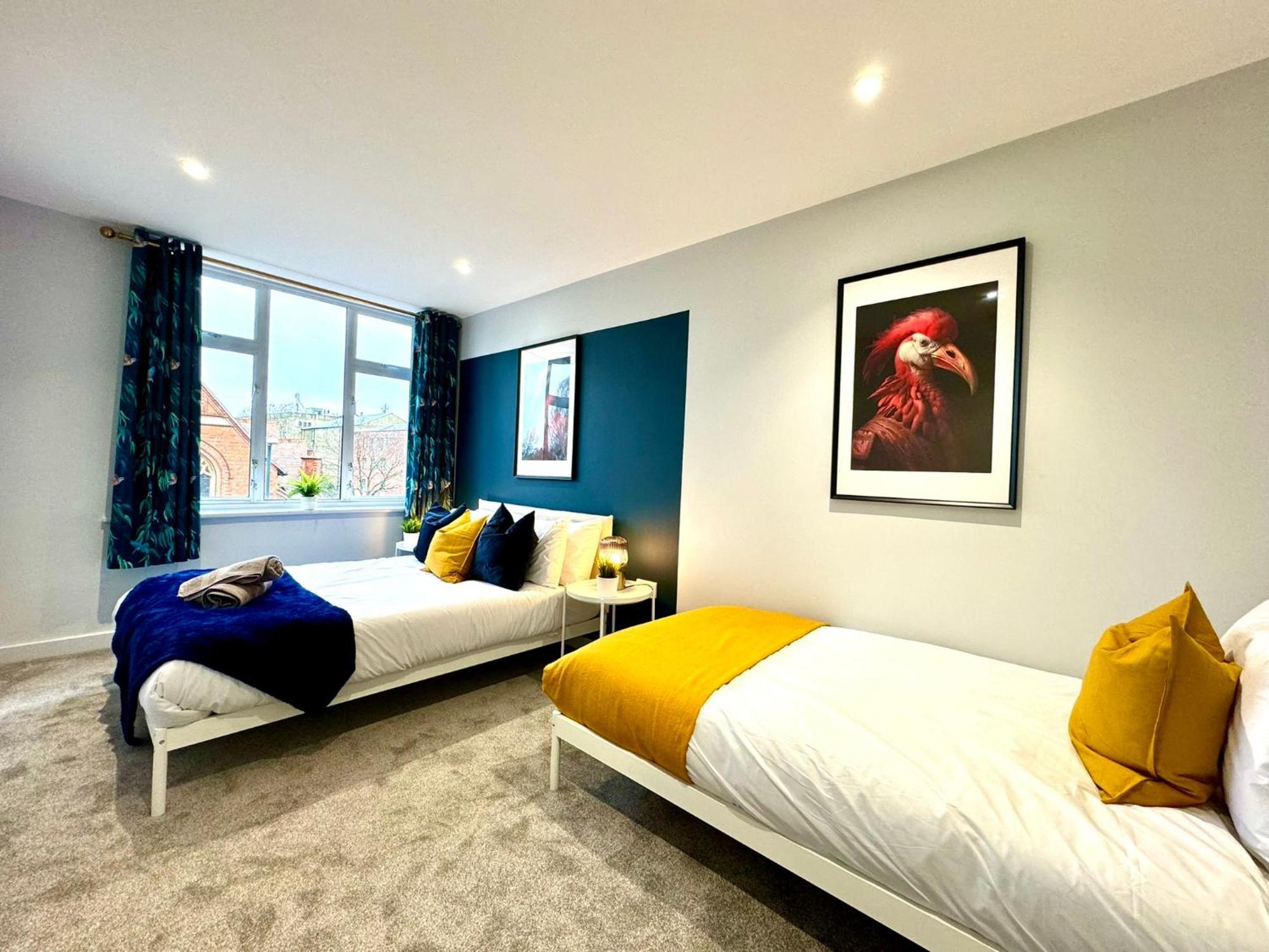 Amazing Large 3 Bedroom Apartment - Sleeps 8! Bournemouth Exteriér fotografie